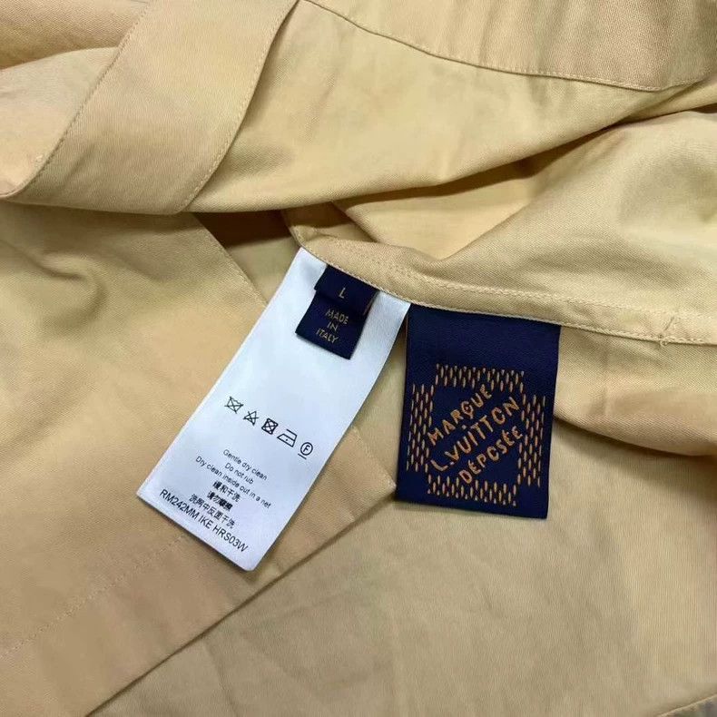 Louis Vuitton Louis Vuitton Tyler Puppy Short Sleeve Shirt-yf Size US L / EU 52-54 / 3 - 6 Thumbnail