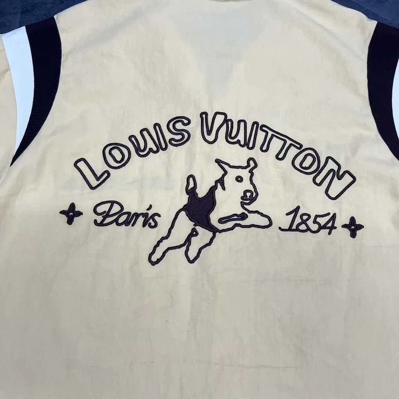 Louis Vuitton Louis Vuitton Tyler Puppy Short Sleeve Shirt-yf Size US L / EU 52-54 / 3 - 3 Thumbnail