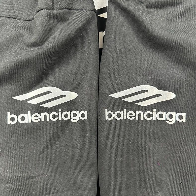 Balenciaga Balenciaga Reflective Logo Fleece Hoodie-yf Size US M / EU 48-50 / 2 - 4 Thumbnail