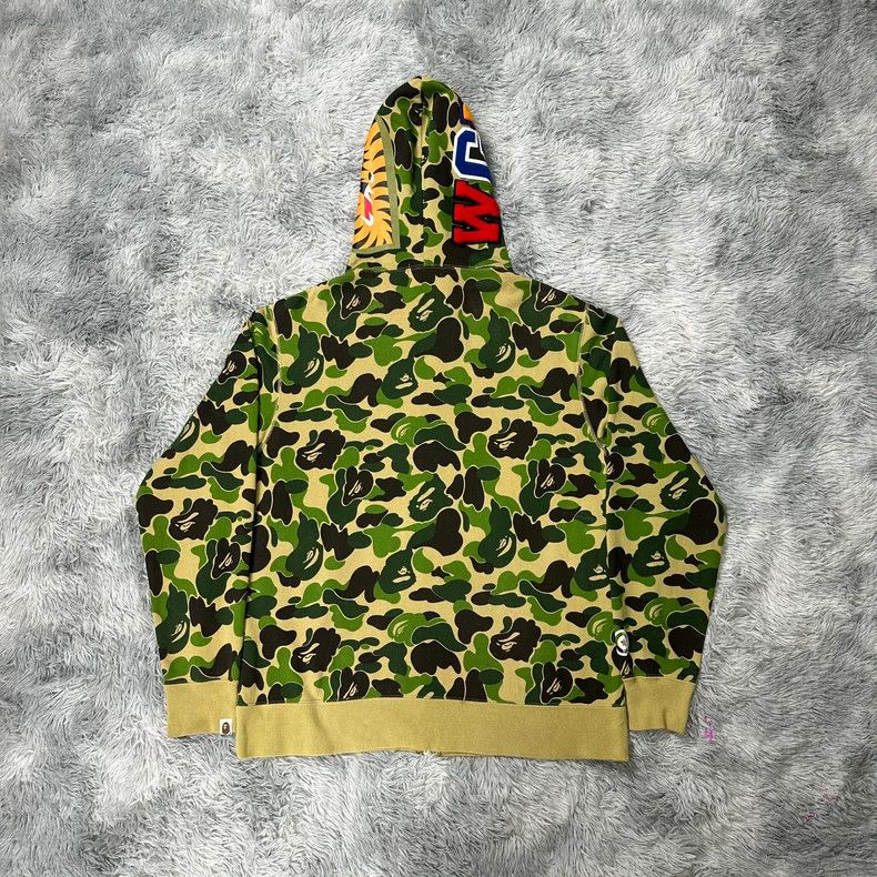 Bape BAPE Green Camo Shark Zip Hoodie-yf Size US XXL / EU 58 / 5 - 2 Thumbnail