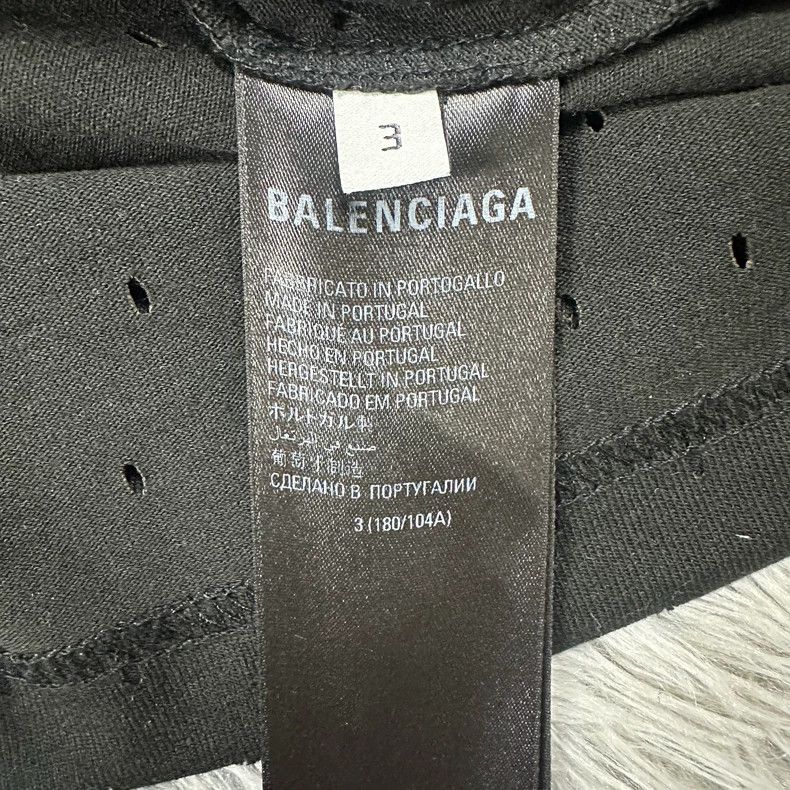 Balenciaga Balenciaga SS22 Cutout Crew Neck T-Shirt-yf Size US M / EU 48-50 / 2 - 4 Thumbnail
