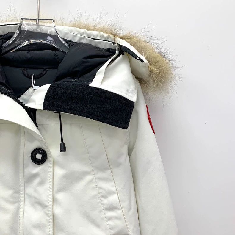 Canada Goose Canada Goose White Fur Hooded Down Jacket-yf Size US S / EU 44-46 / 1 - 3 Thumbnail