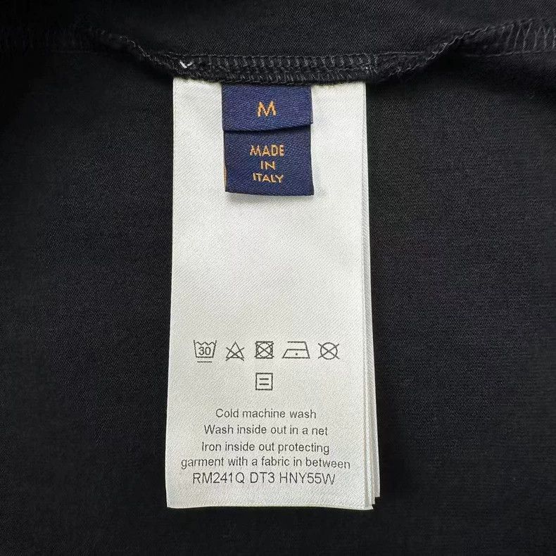 Louis Vuitton Louis Vuitton Embossed Logo Short Sleeve Tee-yf Size US M / EU 48-50 / 2 - 4 Thumbnail