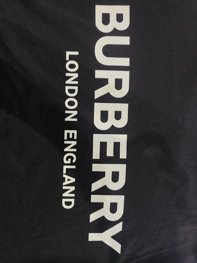 Burberry Burberry London England Basic T-Shirt-yf Size US M / EU 48-50 / 2 - 3 Thumbnail