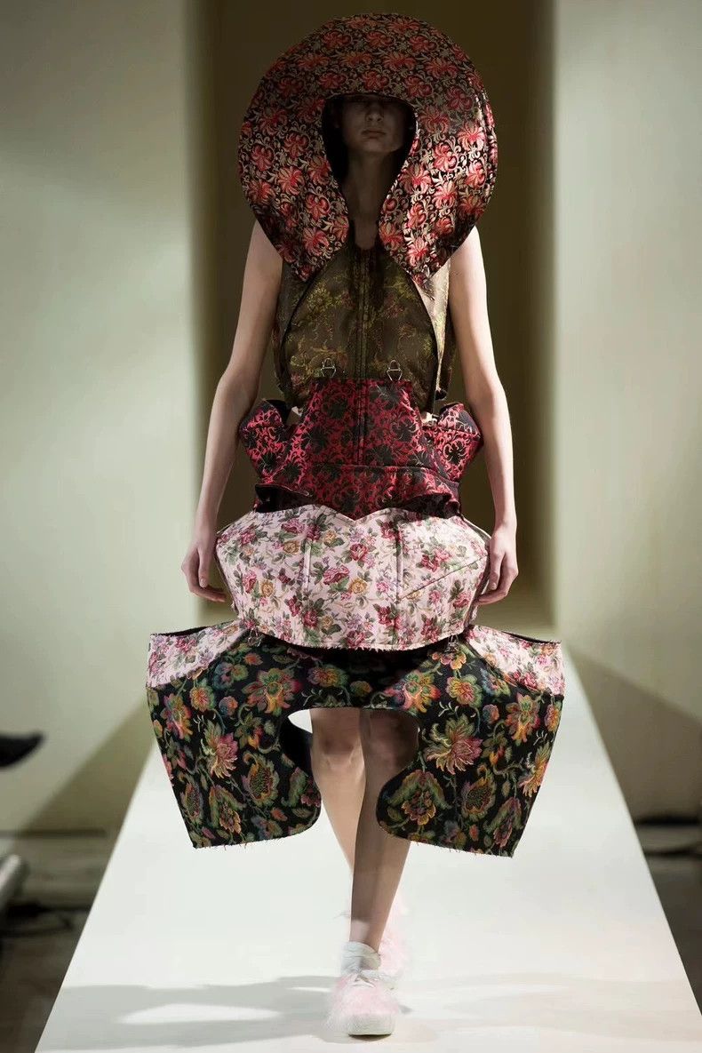 Comme des Garcons COMME des GARCONS Floral Embroidered Skirt - dmc Size US 30 / EU 46 - 2 Thumbnail