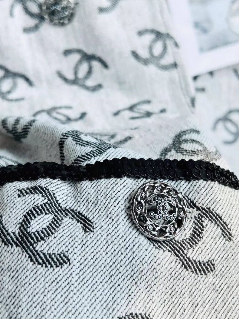 Chanel Chanel 22SS Logo Print Gray Jacket - dmc Size US S / EU 44-46 / 1 - 3 Thumbnail