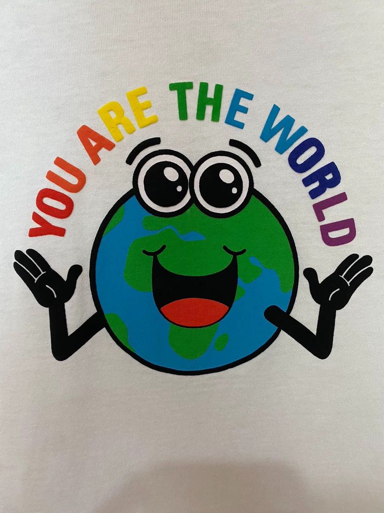 Balenciaga Balenciaga You Are The World Print T-shirt - dmc Size US S / EU 44-46 / 1 - 2 Thumbnail