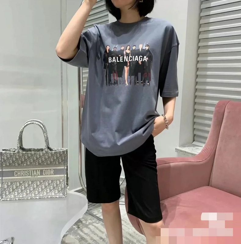 Balenciaga Balenciaga Band Portrait Short Sleeve Tee - dmc Size US M / EU 48-50 / 2 - 5 Thumbnail