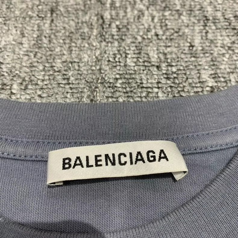 Balenciaga Balenciaga Band Portrait Short Sleeve Tee - dmc Size US M / EU 48-50 / 2 - 8 Thumbnail