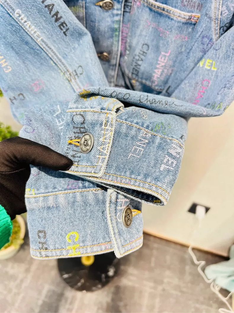 Chanel Chanel 2022 Spring Denim Jacket - dmc Size US M / EU 48-50 / 2 - 4 Thumbnail