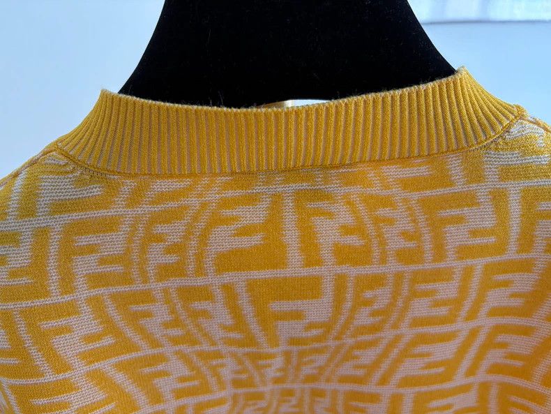 Fendi Fendi Double F Logo Cardigan Sweater - dmc Size US S / EU 44-46 / 1 - 4 Thumbnail
