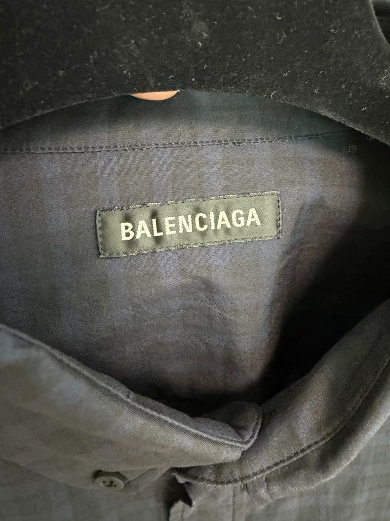 Balenciaga Balenciaga Men's Oversize Check Shirt - dmc Size US M / EU 48-50 / 2 - 3 Thumbnail