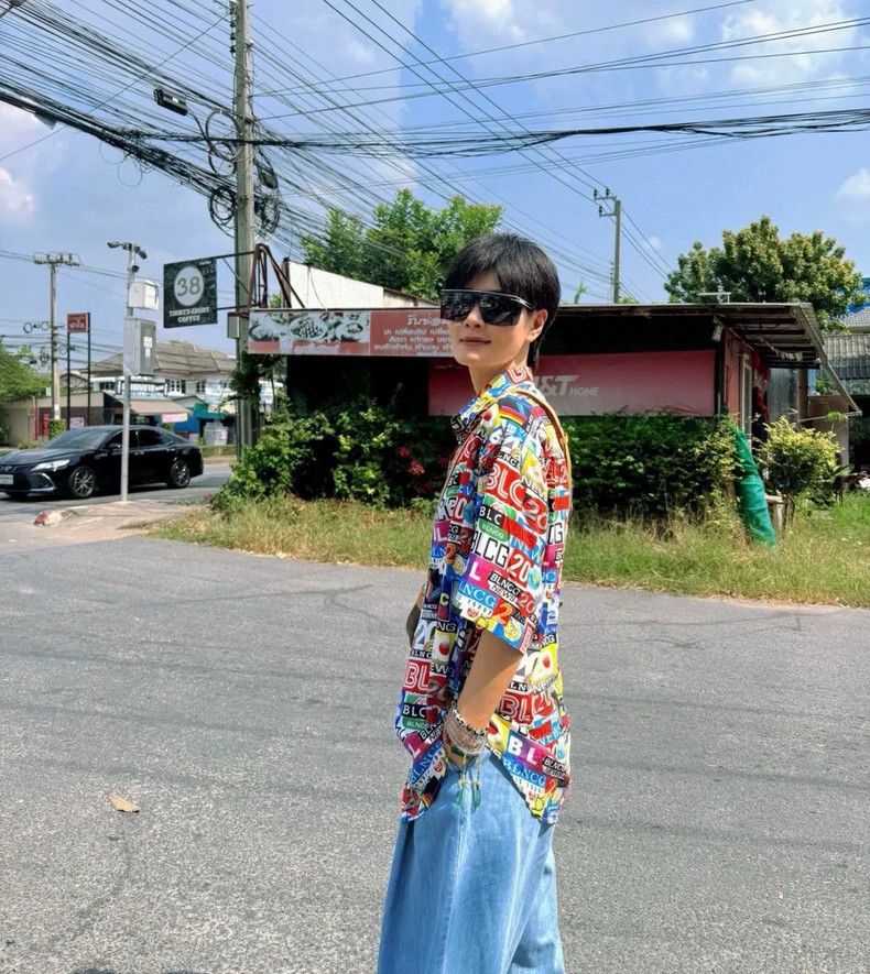 Balenciaga Balenciaga Printed Short Sleeve Shirt - dmc Size US L / EU 52-54 / 3 - 8 Thumbnail