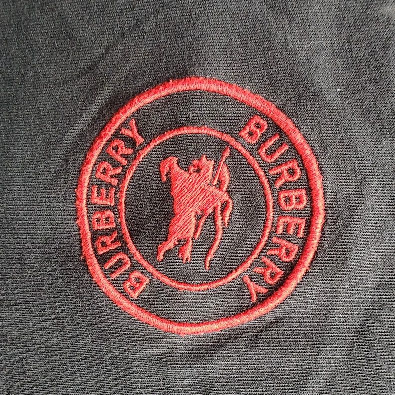Burberry Burberry Black Short Sleeve T-shirt-yf Size US L / EU 52-54 / 3 - 4 Thumbnail
