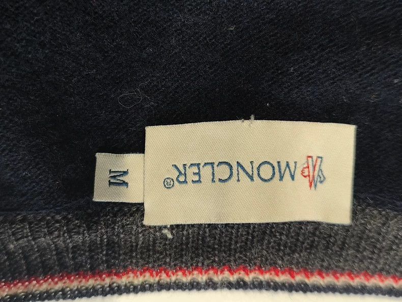 Moncler Moncler 100% Wool Crewneck Sweater-yf Size US M / EU 48-50 / 2 - 4 Thumbnail