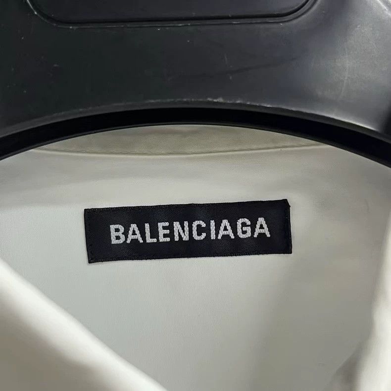 Balenciaga Balenciaga White Logo Pocket Long Sleeve Shirt-yf Size US M / EU 48-50 / 2 - 3 Thumbnail