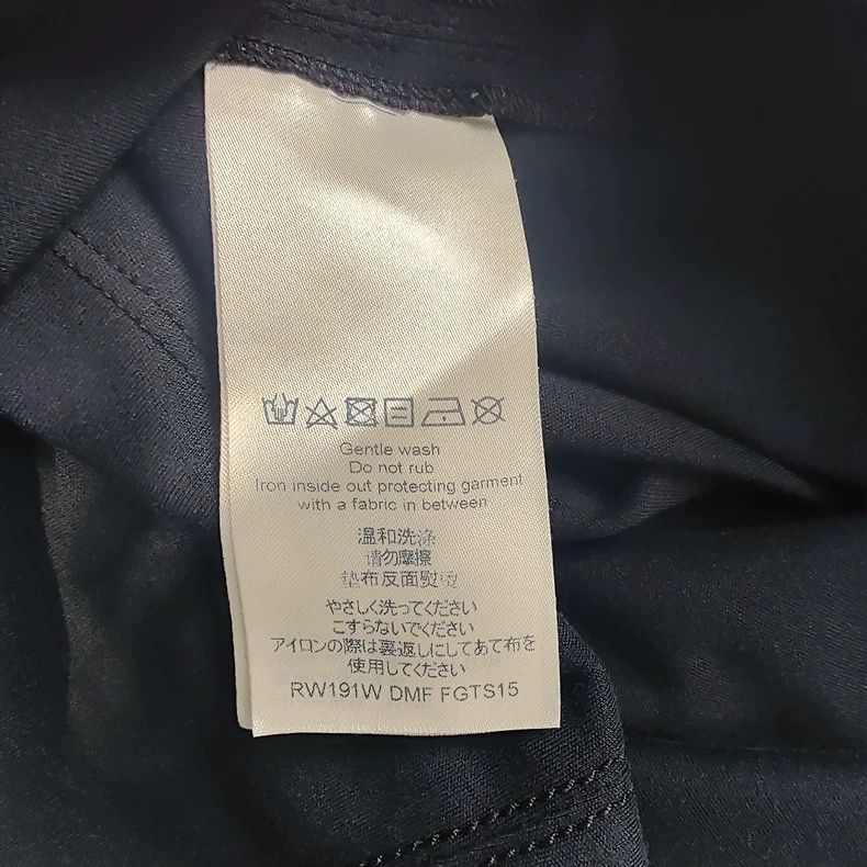 Louis Vuitton Louis Vuitton Women's Short Sleeve T-shirt-yf Size US S / EU 44-46 / 1 - 3 Thumbnail