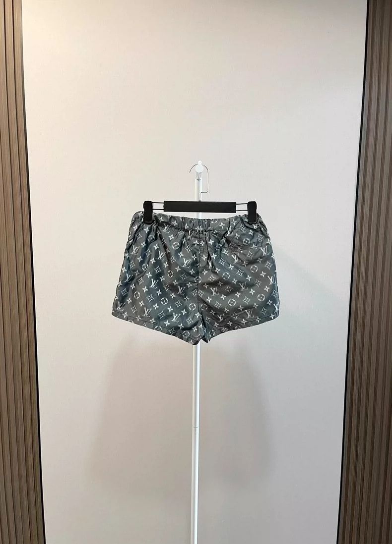 Louis Vuitton Louis Vuitton Gray Logo Print Casual Shorts-yf Size US 34 / EU 50 - 2 Thumbnail