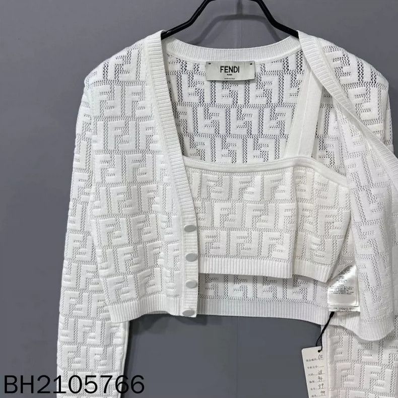 Fendi Fendi Monogram Cardigan Skirt Vest Set-yf Size US M / EU 48-50 / 2 - 4 Thumbnail