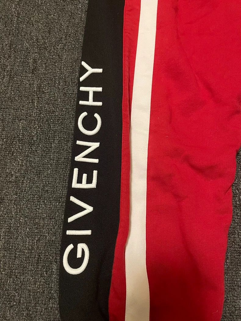Givenchy Givenchy Red Embroidered Sweatpants-yf Size US 34 / EU 50 - 4 Thumbnail