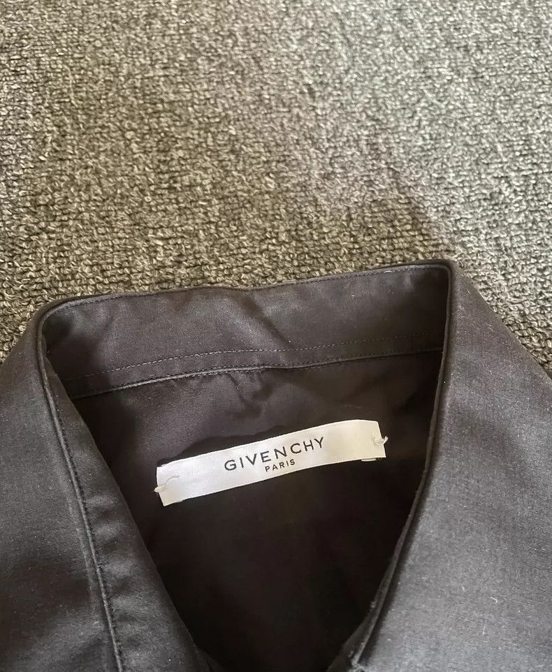 Givenchy Givenchy Shark Print Long Sleeve Shirt-yf Size US M / EU 48-50 / 2 - 3 Thumbnail