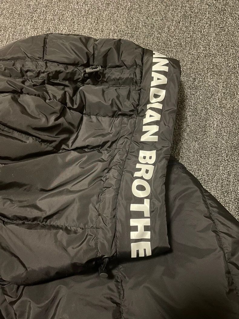 Dsquared2 Dsquared2 Maple Leaf Puffer Jacket-yf Size US L / EU 52-54 / 3 - 5 Thumbnail