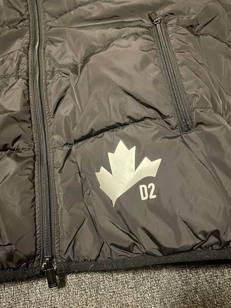 Dsquared2 Dsquared2 Maple Leaf Puffer Jacket-yf Size US L / EU 52-54 / 3 - 2 Thumbnail