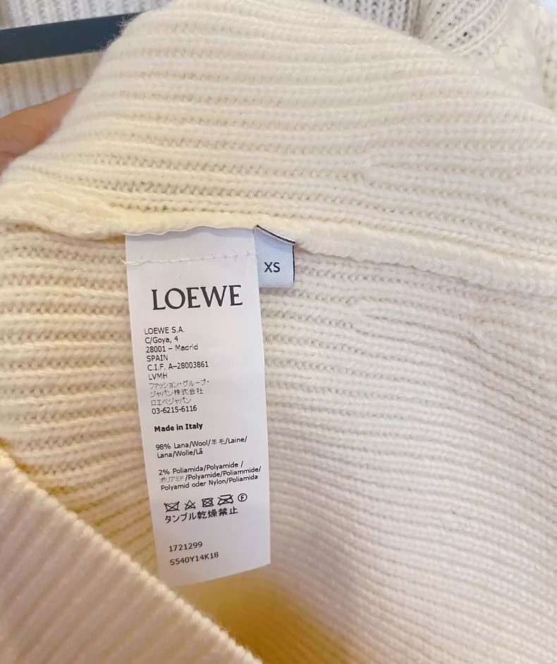 Loewe Loewe V-Neck Puff Sleeve Sweater - dmc Size US XS / EU 42 / 0 - 4 Thumbnail