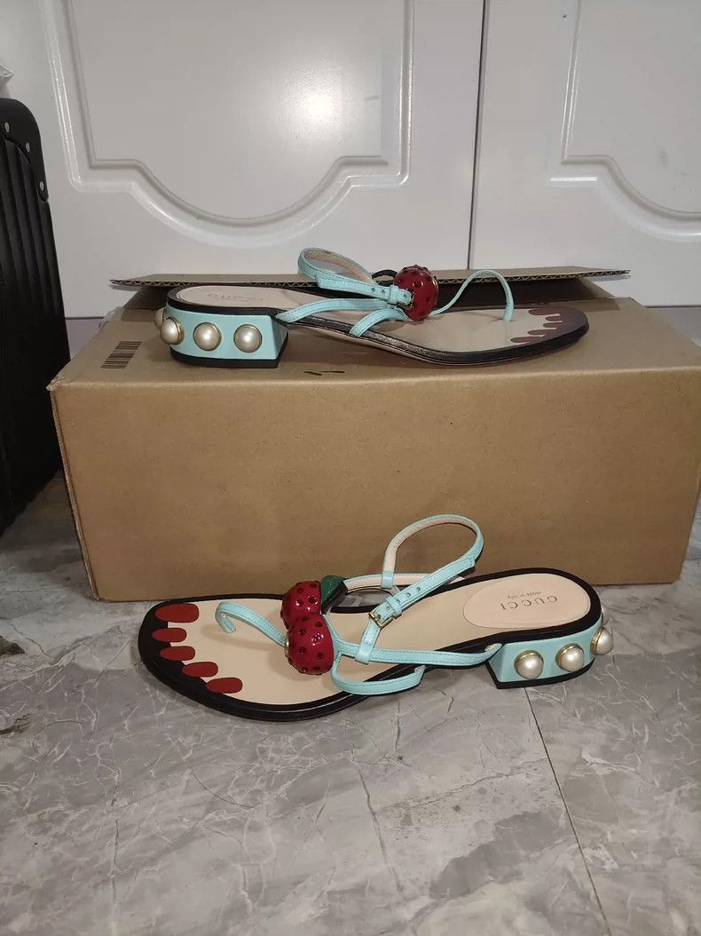 Gucci Gucci Strawberry Design Sandals - dmc Size US 6.5 / EU 39-40 - 2 Thumbnail