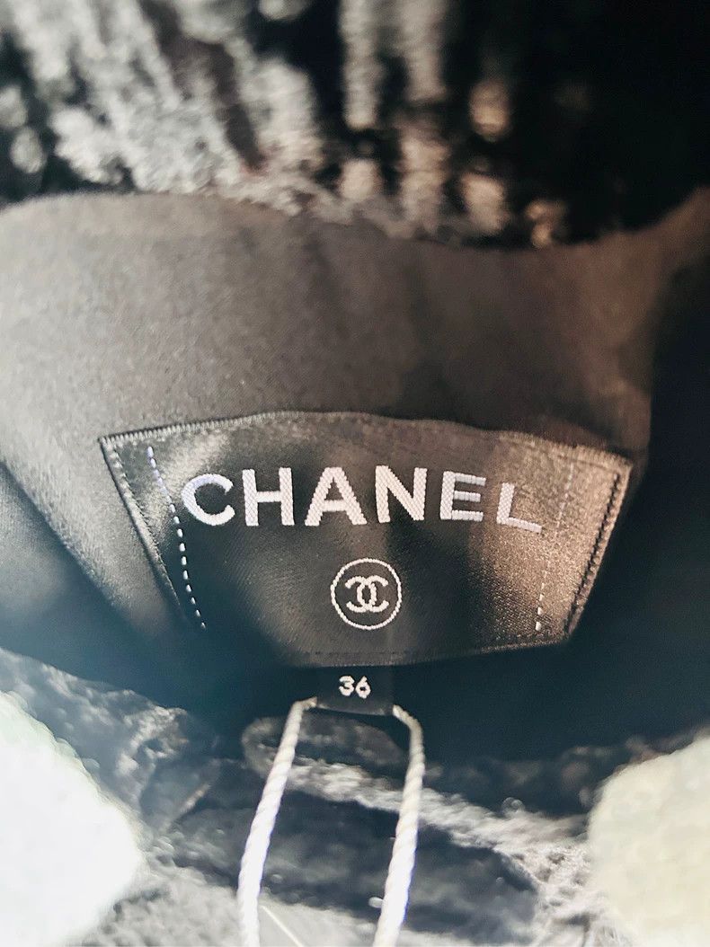 Chanel Chanel 22B Velvet Collar Black Jacket - dmc Size US S / EU 44-46 / 1 - 2 Thumbnail