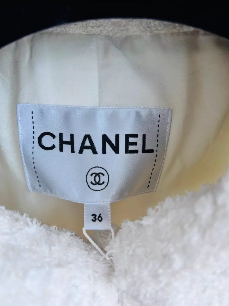 Chanel Chanel 2019 Spring Summer White Jacket - dmc Size US S / EU 44-46 / 1 - 3 Thumbnail