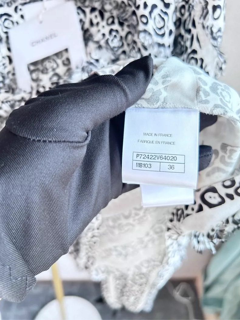 Chanel Chanel 22P Camellia Logo Silk Blouse - dmc Size US S / EU 44-46 / 1 - 4 Thumbnail