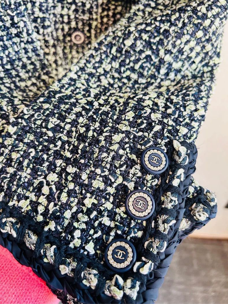 Chanel Chanel Cruise Collection Tweed Jacket - dmc Size US S / EU 44-46 / 1 - 5 Thumbnail