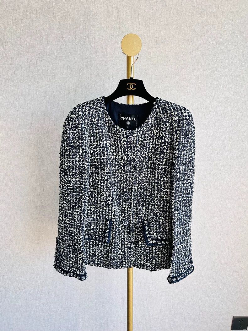 Chanel Chanel Cruise Collection Tweed Jacket - dmc Size US S / EU 44-46 / 1 - 2 Thumbnail