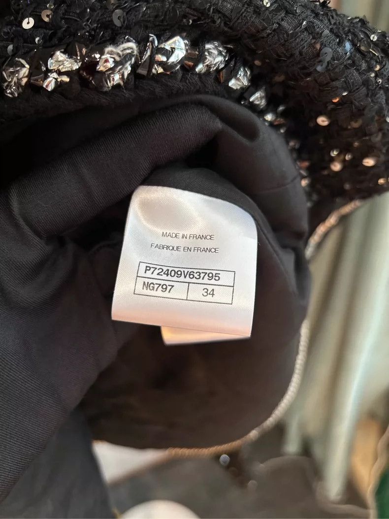 Chanel Chanel 22P Black Sequin Tweed Jacket - dmc Size US S / EU 44-46 / 1 - 3 Thumbnail