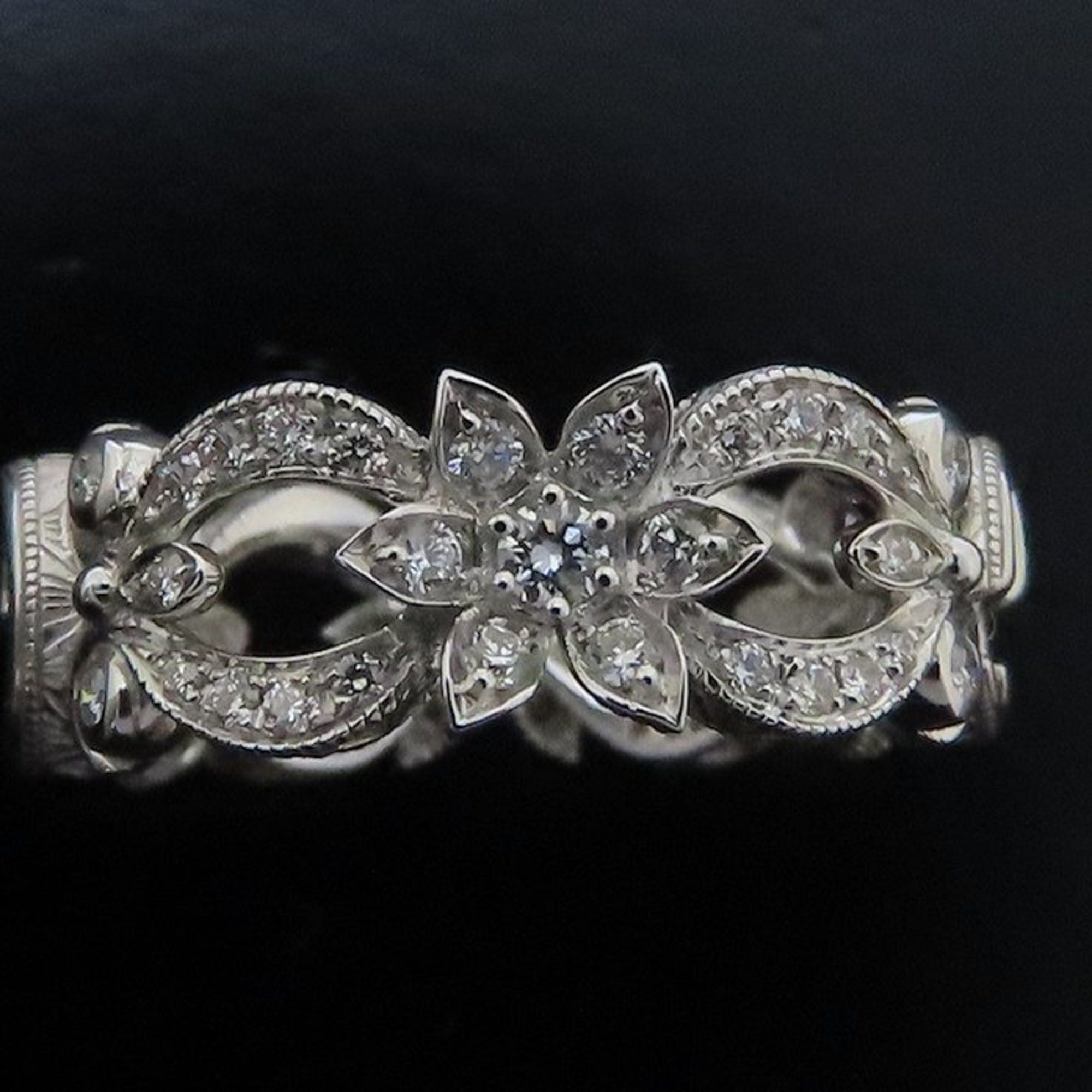 Gucci GUCCI Flora Ring, Diamond, #8, Flower Motif, 18K White Gold, Women's, 294308 Size ONE SIZE - 6 Thumbnail