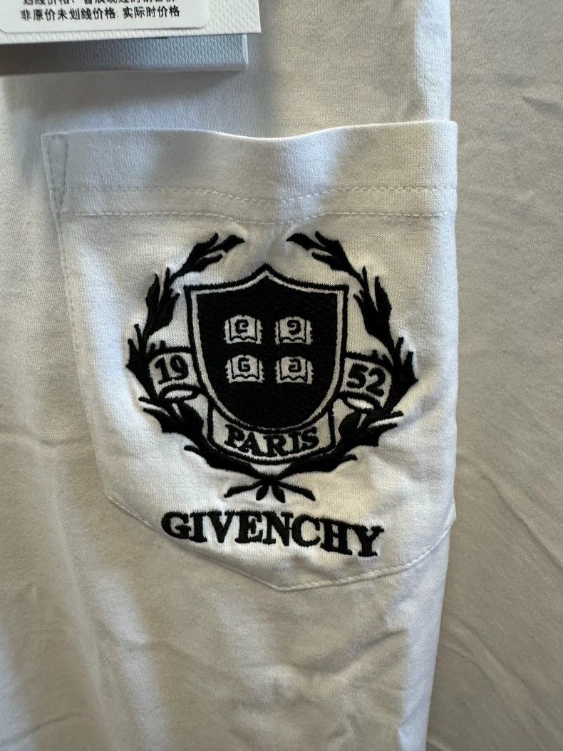 Givenchy Givenchy Embroidered Pocket Short Sleeve T-Shirt - dmc Size US XXL / EU 58 / 5 - 2 Thumbnail