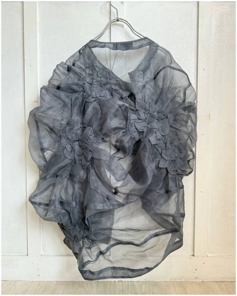 Comme des Garcons COMME des GARCONS Gray Floral Design Top - dmc Size US M / EU 48-50 / 2 - 3 Thumbnail