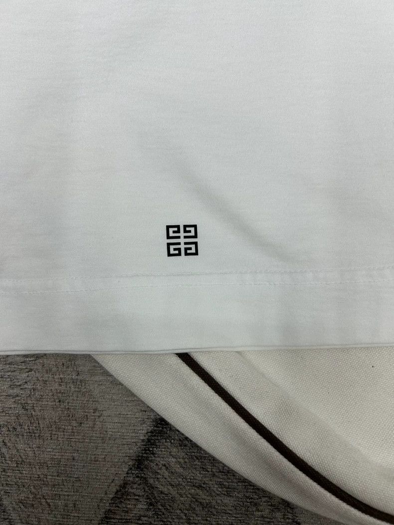 Givenchy Givenchy 24SS Logo Short Sleeve T-shirt - dmc Size US S / EU 44-46 / 1 - 3 Thumbnail