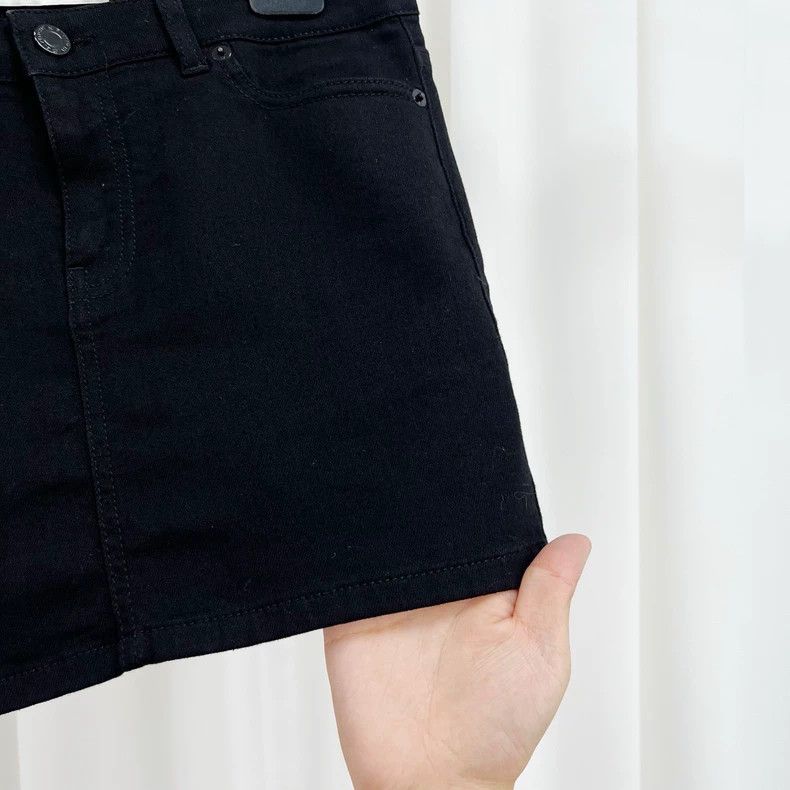 Givenchy Givenchy Black Denim Mini Skirt - dmc Size US 36 / EU 52 - 4 Thumbnail