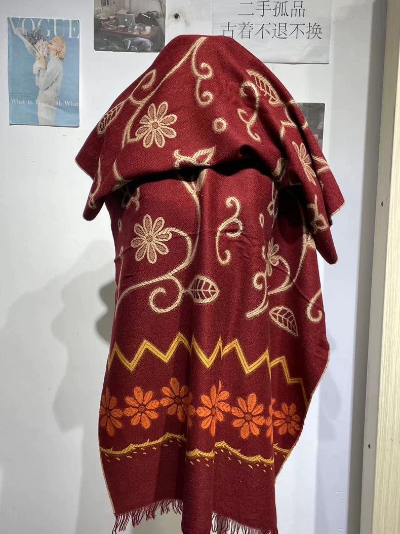 Vivienne Westwood Vintage Vivienne Westwood Logo Embroidered Scarf - dmc Size ONE SIZE - 4 Thumbnail