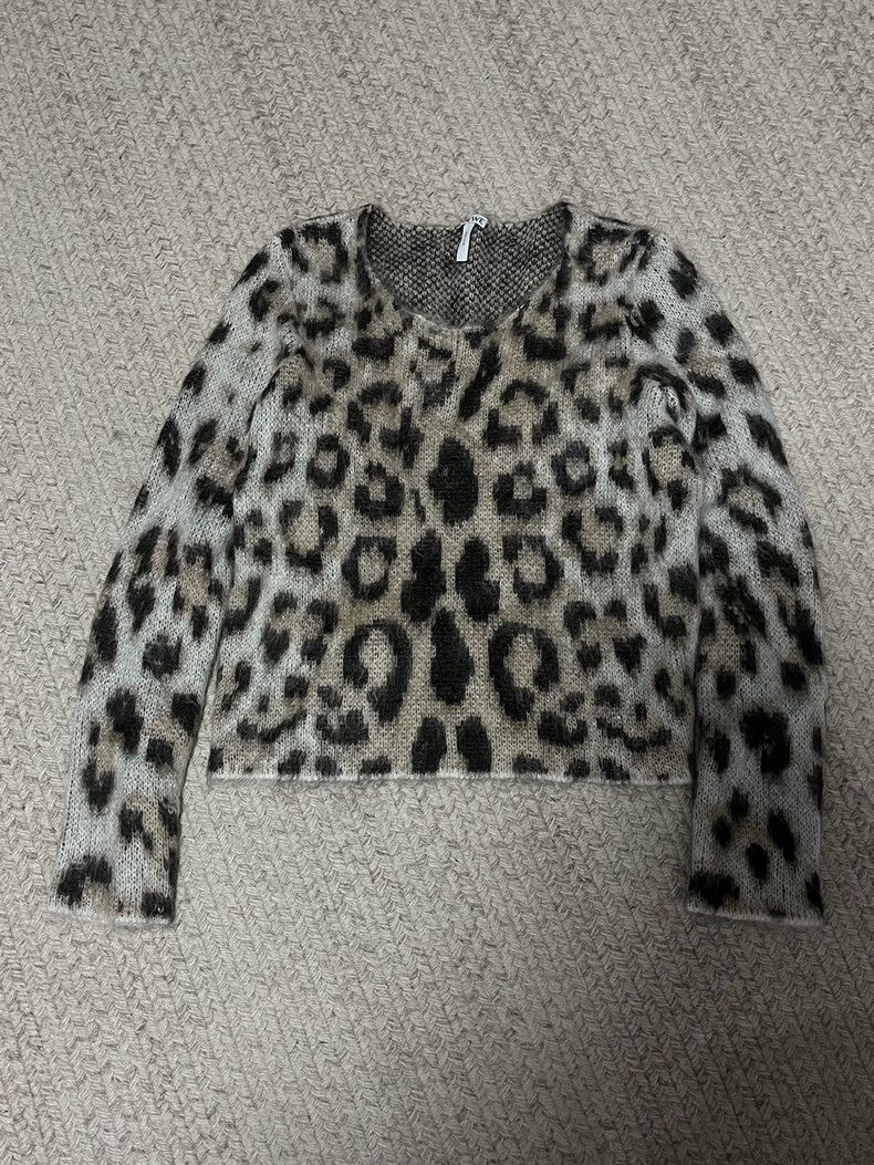 Loewe LOEWE Leopard Print U-Neck Mohair Sweater - dmc Size US S / EU 44-46 / 1 - 2 Thumbnail