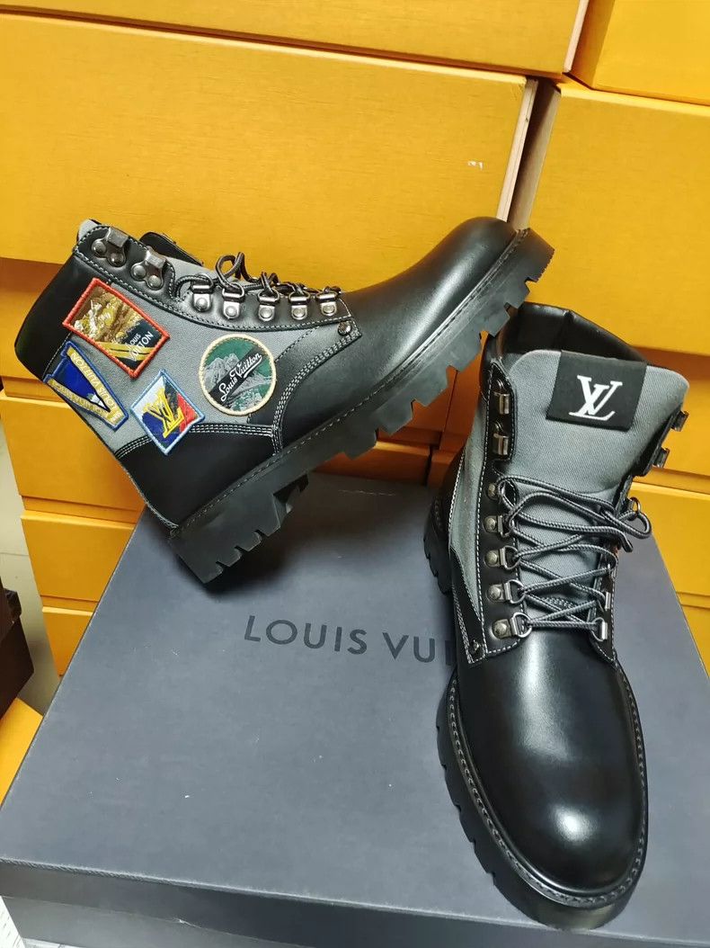 Louis Vuitton Louis Vuitton Embroidered Badge Men's Boots - dmc Size US 6 / EU 39 - 5 Thumbnail
