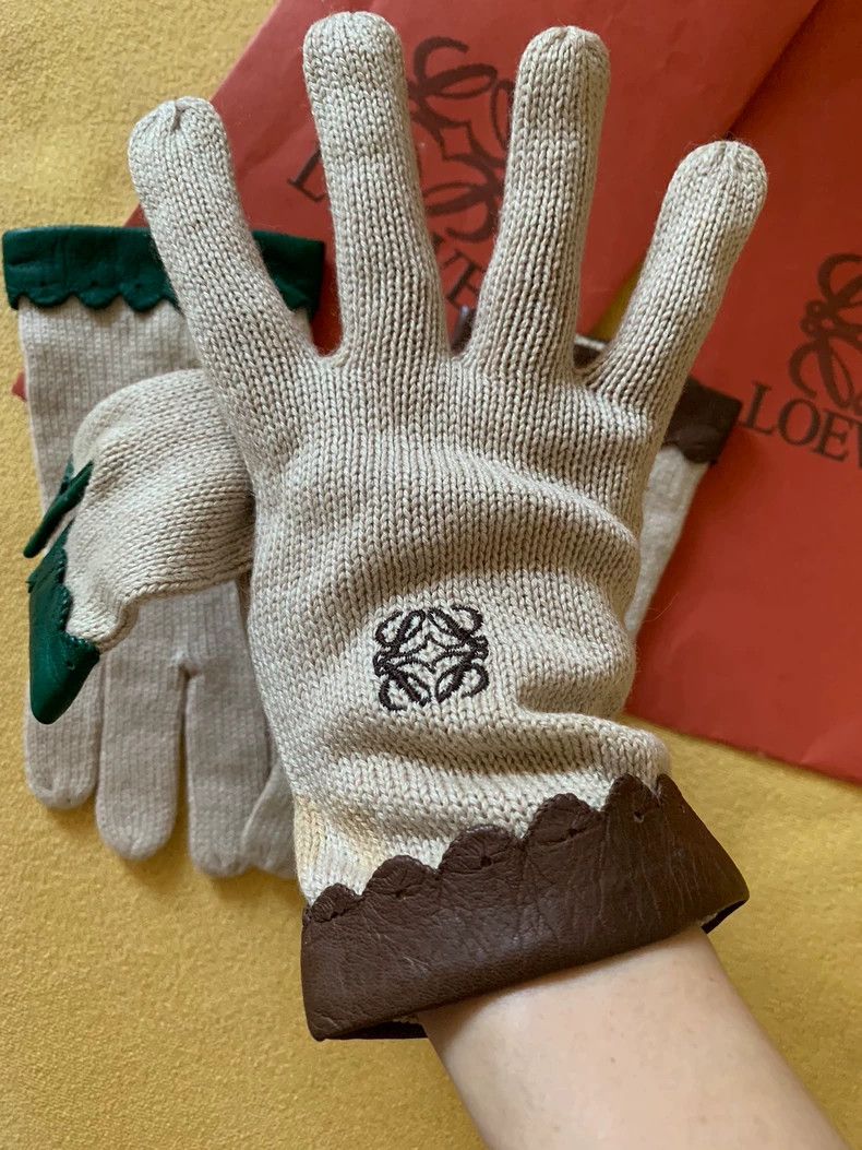 Loewe Loewe Embroidered Cotton Leather Gloves - dmc Size ONE SIZE - 9 Thumbnail