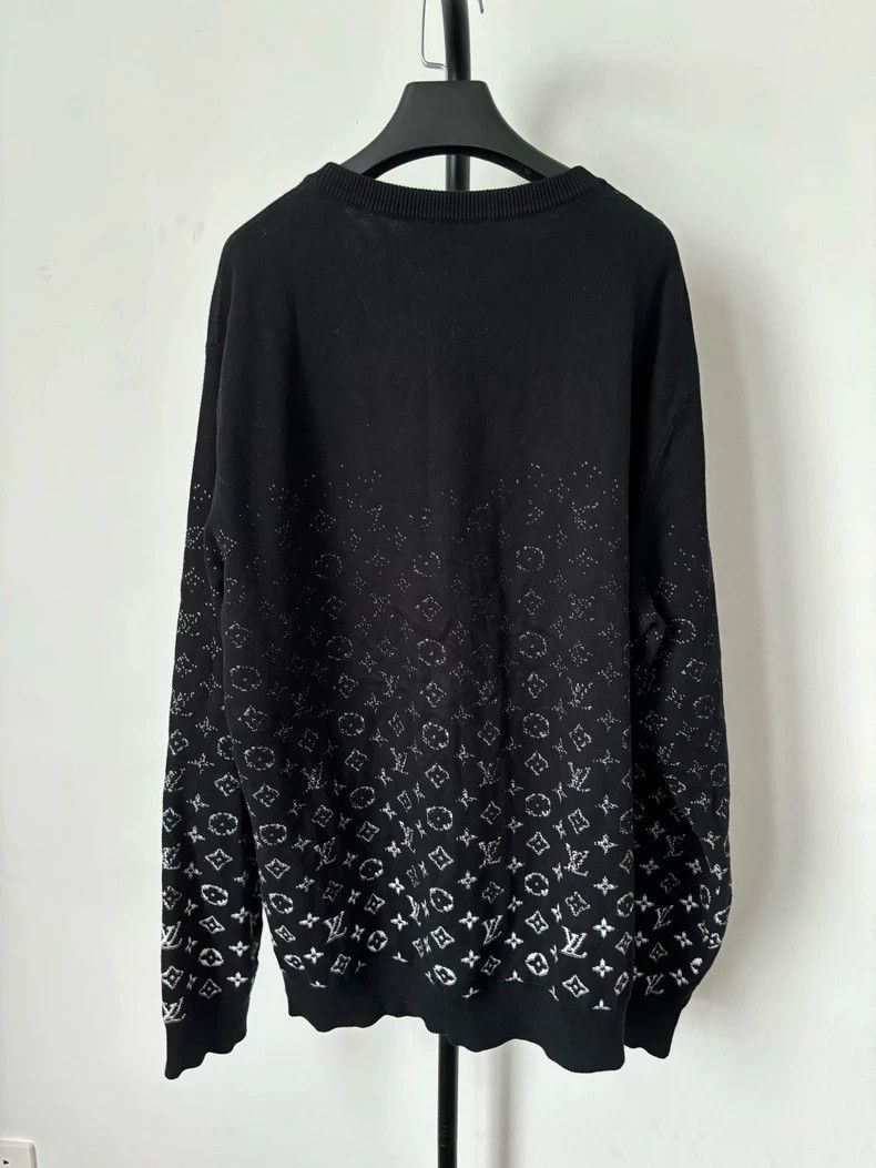 Louis Vuitton Louis Vuitton Monogram Gradient Sweater - dmc Size US XXL / EU 58 / 5 - 2 Thumbnail