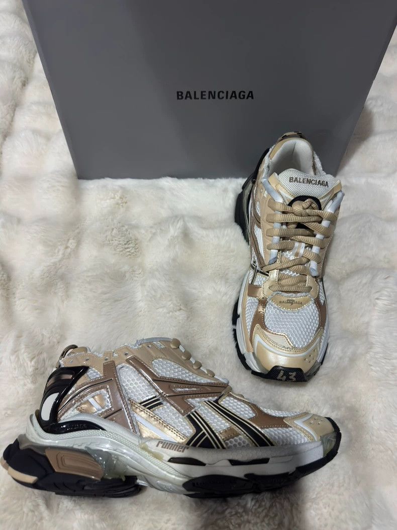 Balenciaga Balenciaga Runner Men's Sneakers - dmc Size US 10.5 / EU 43-44 - 2 Thumbnail