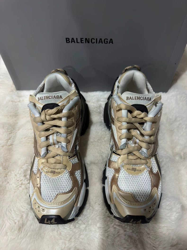 Balenciaga Balenciaga Runner Men's Sneakers - dmc Size US 8.5 / EU 41-42 - 2 Thumbnail