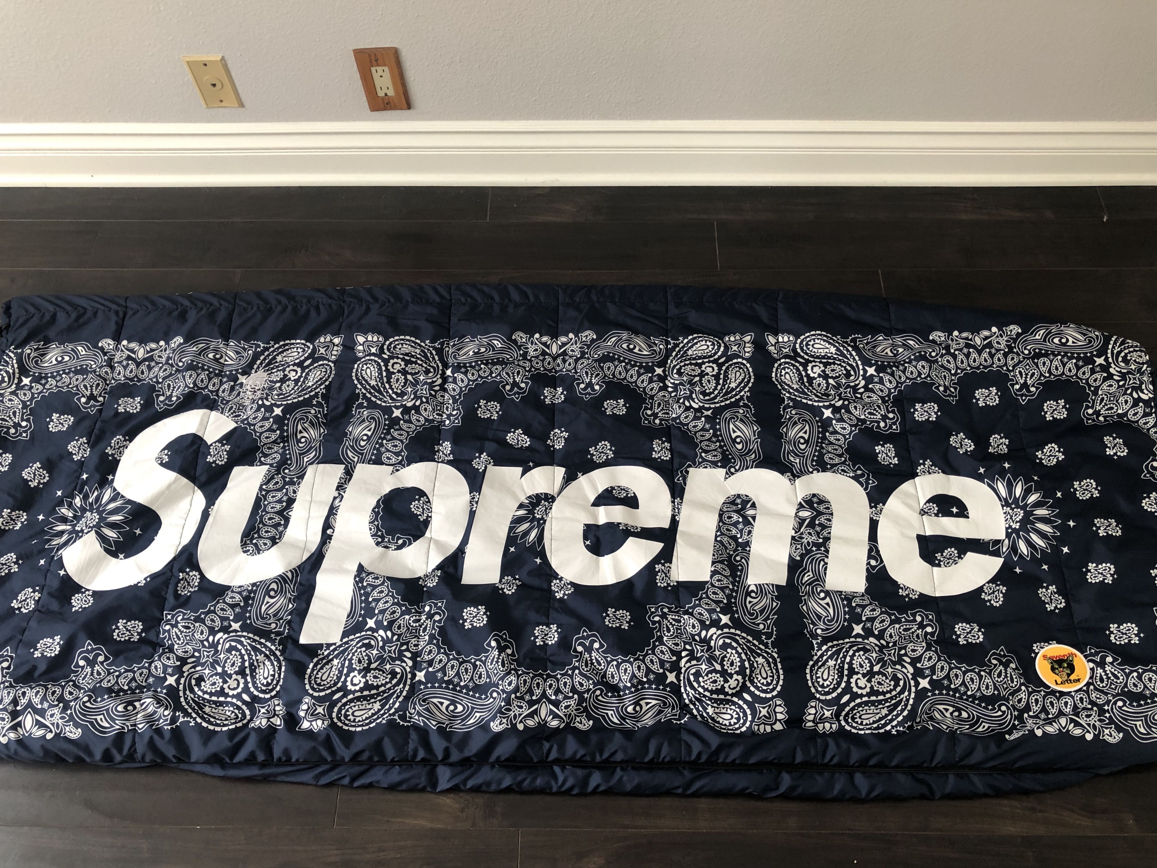 Supreme bandana sleeping bag sale