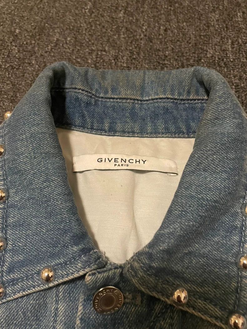 Givenchy Givenchy Studded Denim Jacket Outerwear-yf Size US S / EU 44-46 / 1 - 4 Thumbnail