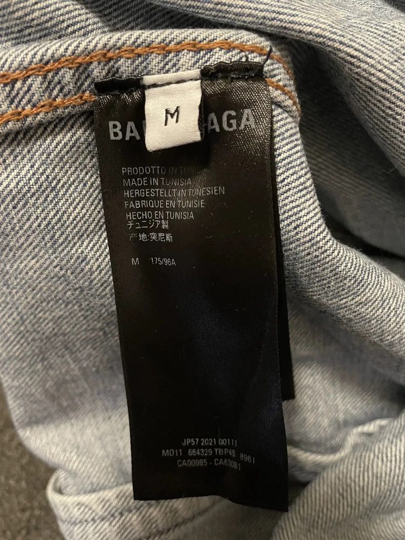 Balenciaga Balenciaga Oversize Embroidered Denim Jacket-yf Size US L / EU 52-54 / 3 - 5 Thumbnail